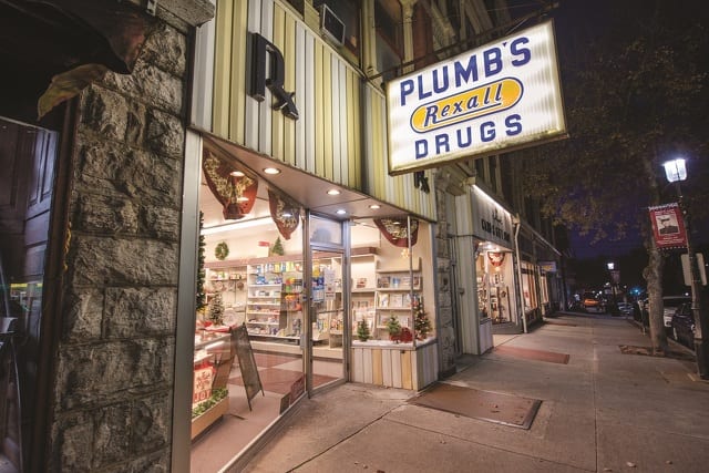 Plumb's Drug Store|Plumbs Drug Store