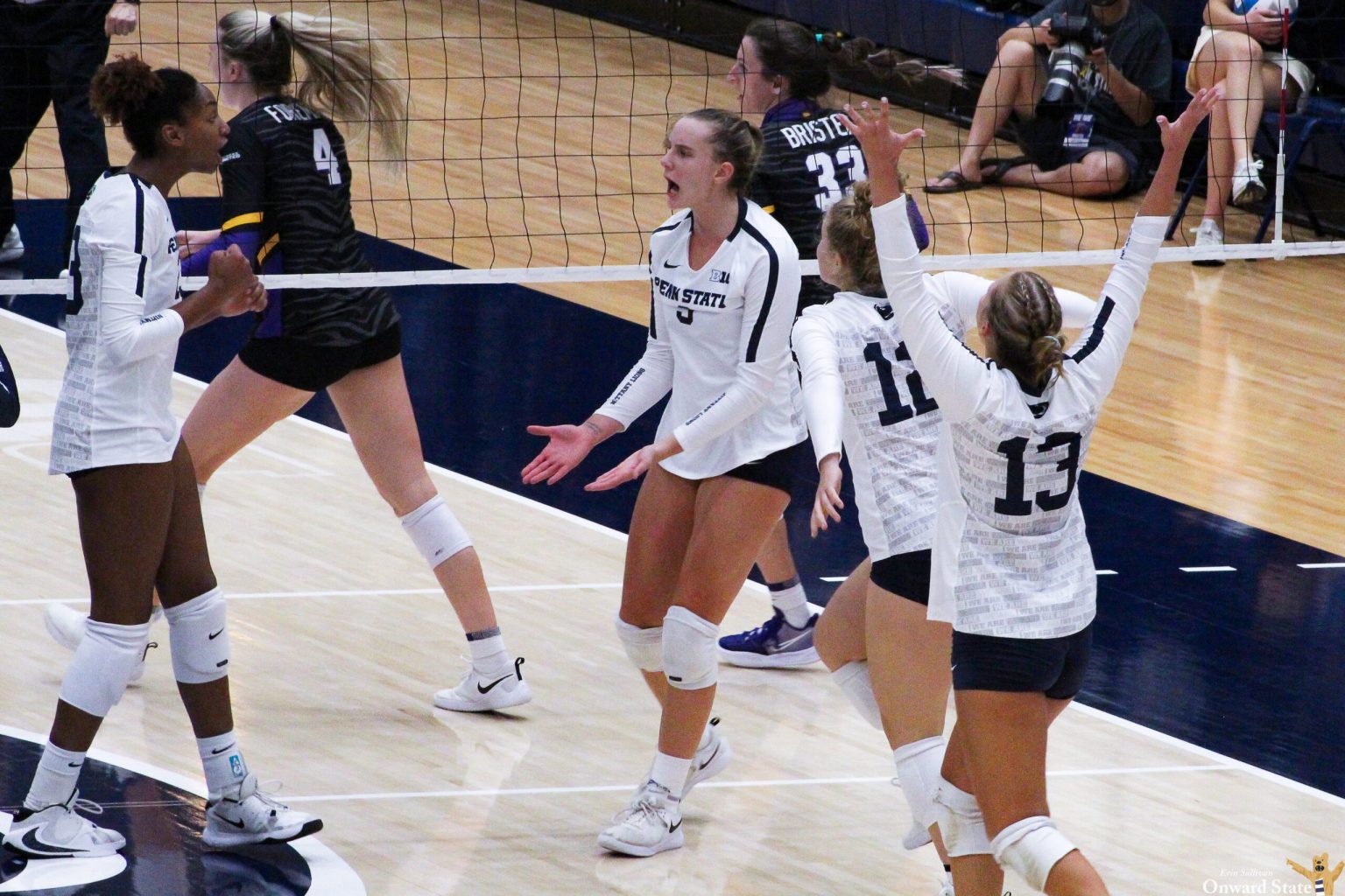 No 17 Penn State Womens Volleyball Sweeps Lsu To End Perfect Weekend State College Pa