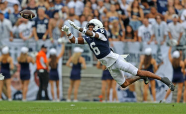 State College - Burdick Kent State Zakee Wheatley dives first half